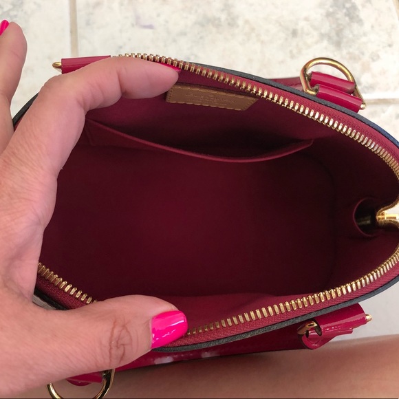 Sold Authentic Louis Vuitton,  alma B.B. pink - Picture 3 of 5